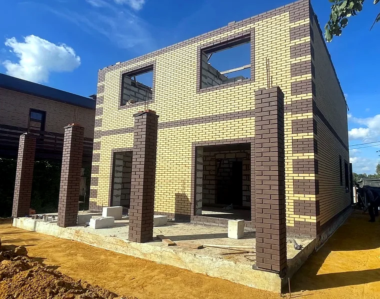 Двухэтажный жилой дом из газобетона — 180 м² — фото 2